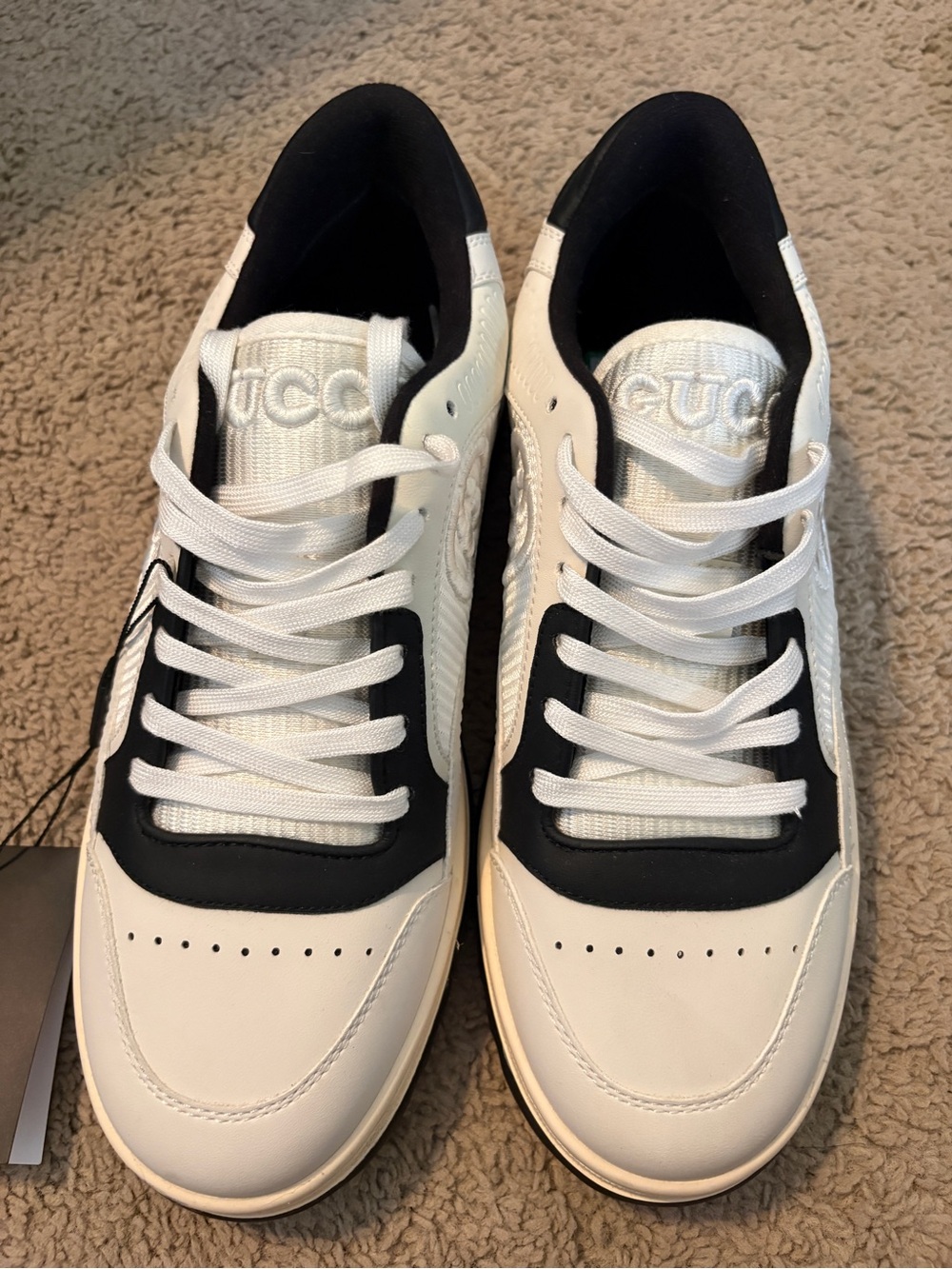 Gucci Women’s White and Black Leather Athletic Sneakers size 9 - Picture 6 of 8